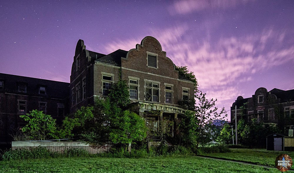 Pennhurst State School (Spring City, PA) | Limerick Hall Porch - Pennhurst State School and Hospital