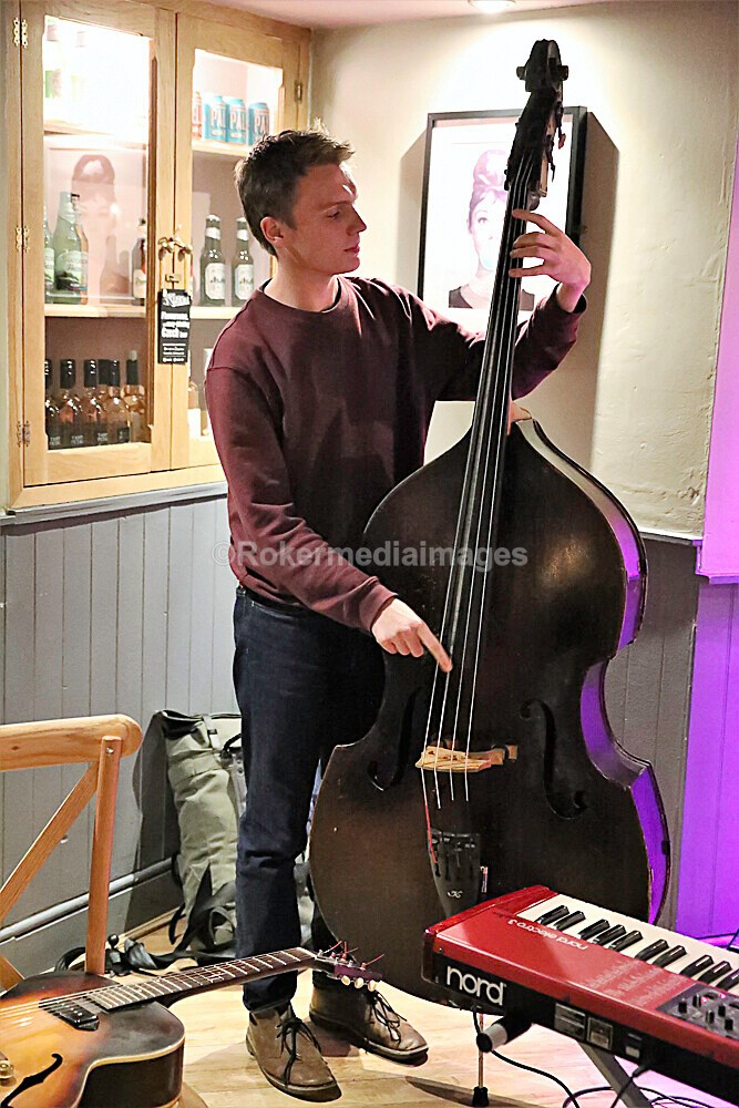 Joe-1 - Joe Webb Music