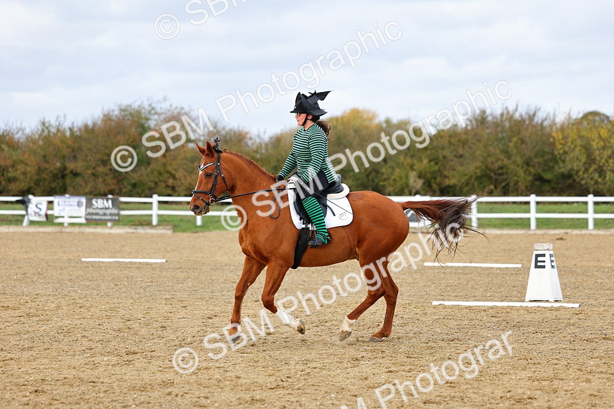 SBM_002615 - Class 8-11 - Novice 1-E1
