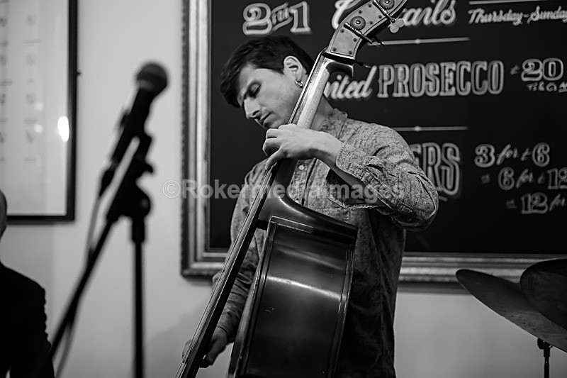  - BEN THOMAS & DAVIDE LOGIRI TRIO