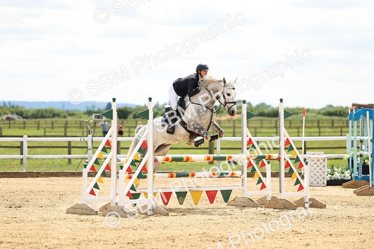 SBM_005307 - Class 18 - Senior 1.05m Open