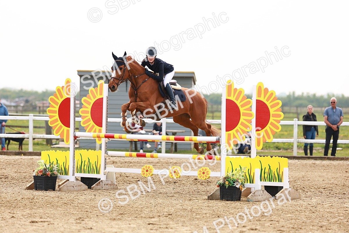  - Class 18 - Senior Newcomers - 1.10m