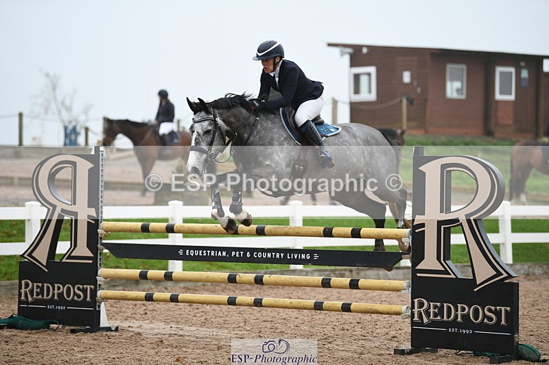 241103A-103442-07501 - SUN Cls 21 Snr Newcomers and 1.10m Open