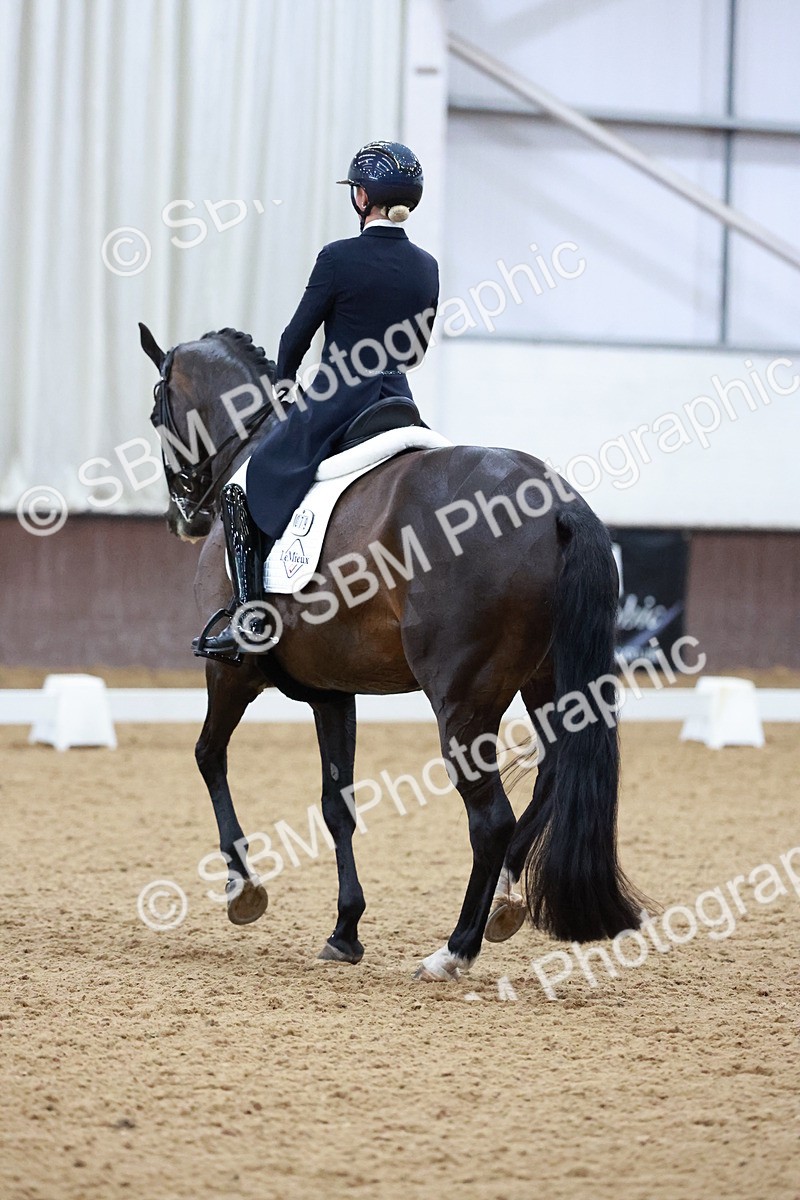SBM_021666 - Class 14 - FEI Grand Prix - 18.52-19.37