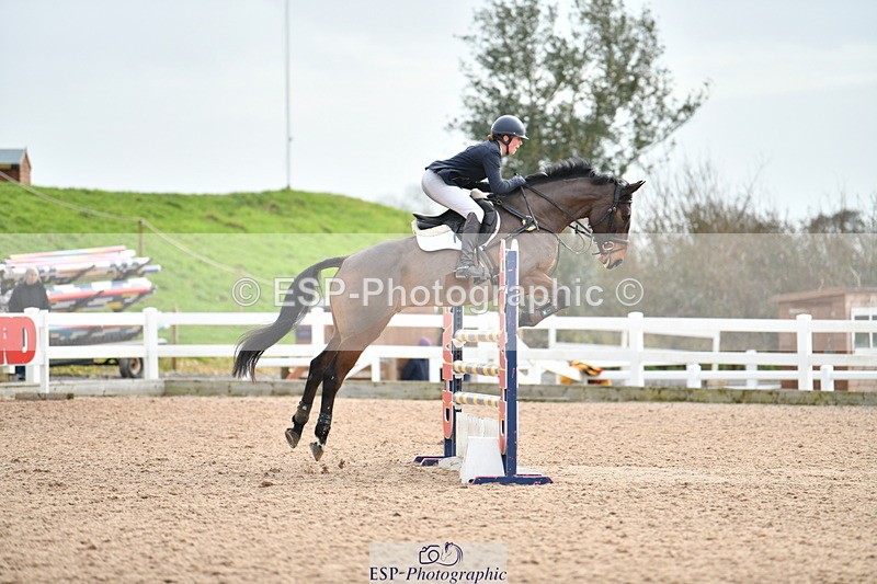 240124A-123447-00482 - Cls 3 Newcomers & 1.10m Open