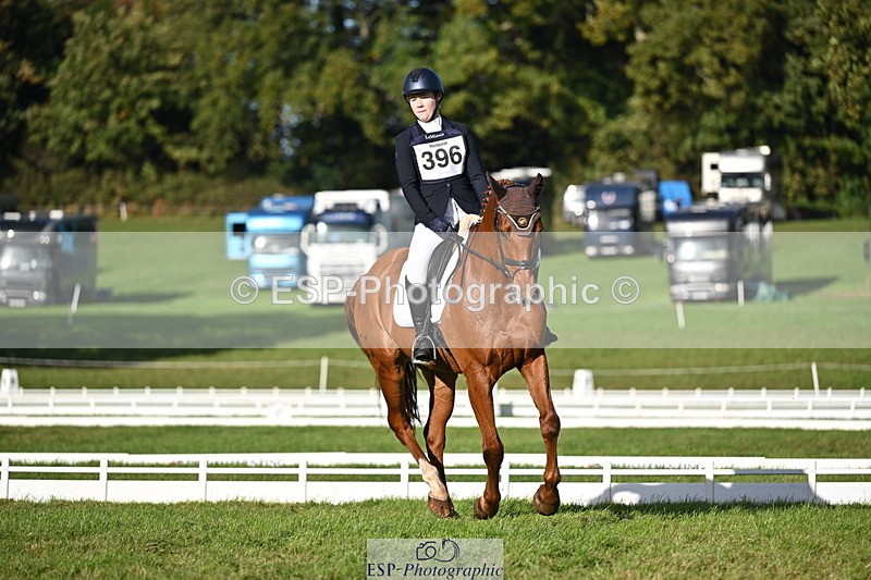 251024A-151817-14015 - E-396-Madeleine.Robertson