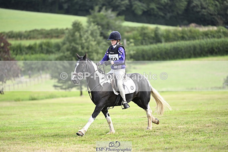 240825X-110550-32438 - 70cm XC 11.00 to 12.00