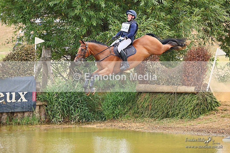 BEXC 260726 2051a - Equestrian