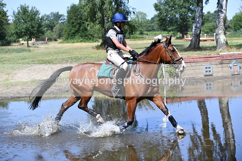 WJ5_2832 - XC Time 12:35 to 12:59