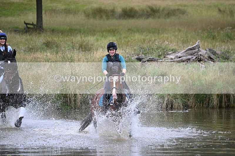 WJ7_3866 - Time at Water 12:52 to 13:22