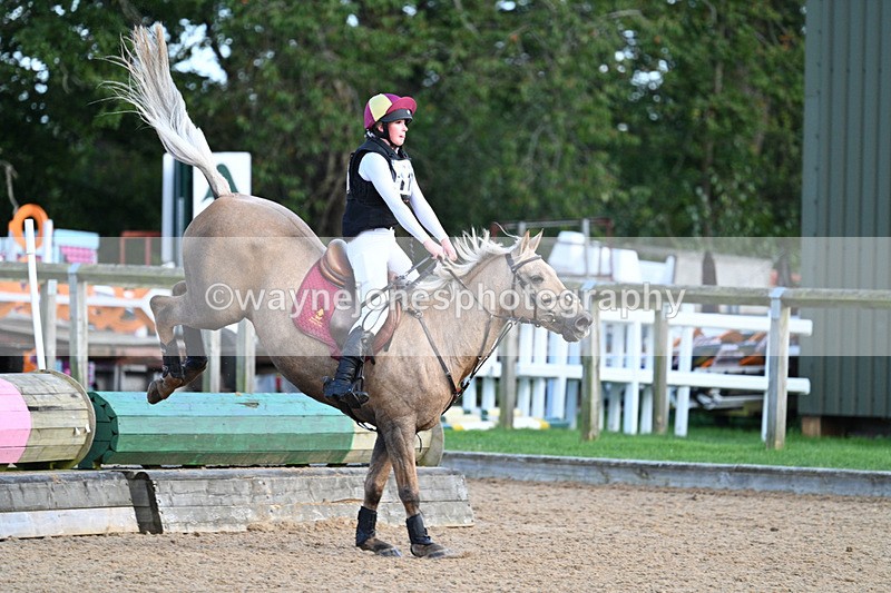 WJ7_5323 - Time 15:56 to 16:17