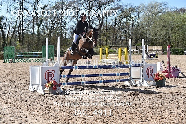 JAC_4911 - CLASS 13 SAT Senior BritiNovice/ 90cm Open