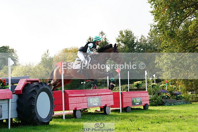 251025A-135532-20700 - F-483-Bella.Moore