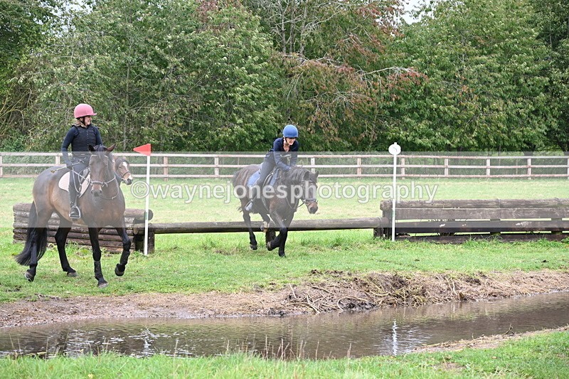 WJ6_3045 - Time at Photographer 11:01 to 11:20