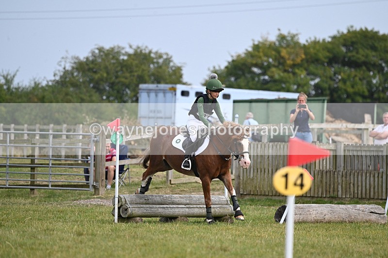 WJ6_1642 - 60cm XC Time 13:22 to 13:53
