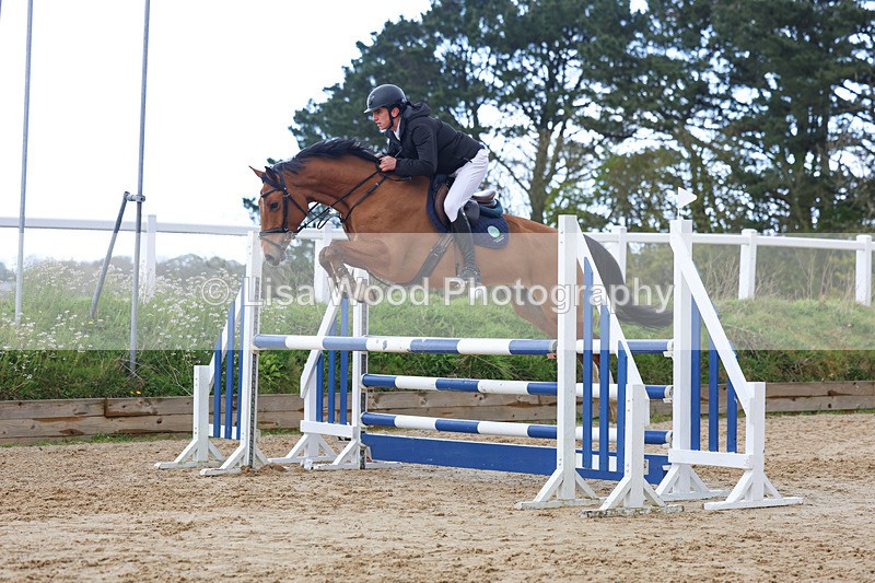3E7A1481 - Class 6: Senior 1.05m