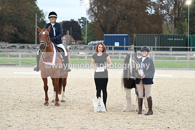 WJ7_2601 - Class 2 & Champs