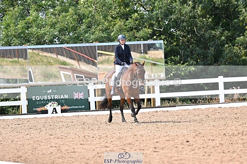 250816-140841-05272 - 146-Jean.BucklandCourt.Esquire