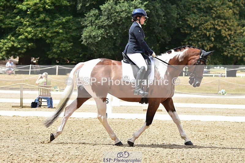 250719A-124718-05715 - 074-Victoria.Hamlyn-White-Langaller.Tarak