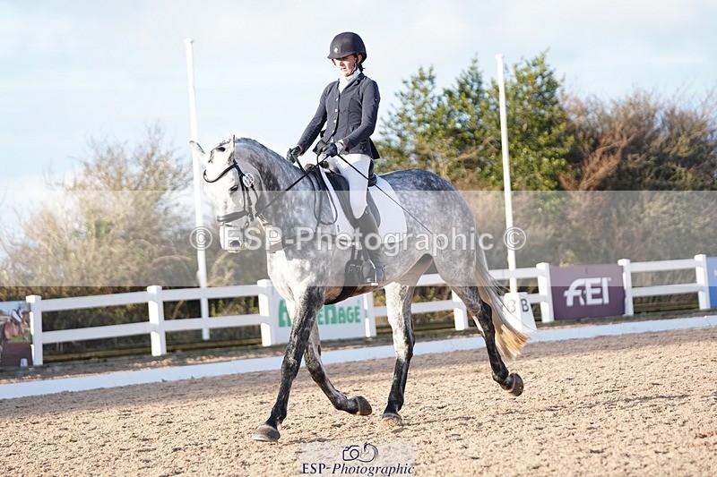 241214-151622-02133 - 128-Jess.Elliott-MGH.Cassira