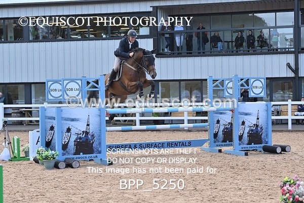 BPP_5250 - CLASS 8 THURS HOYS GFS Saddles Senior Newcomers Second Round