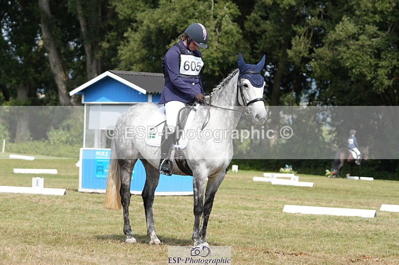 250823A-150814-32228 - PC70 Ride Off