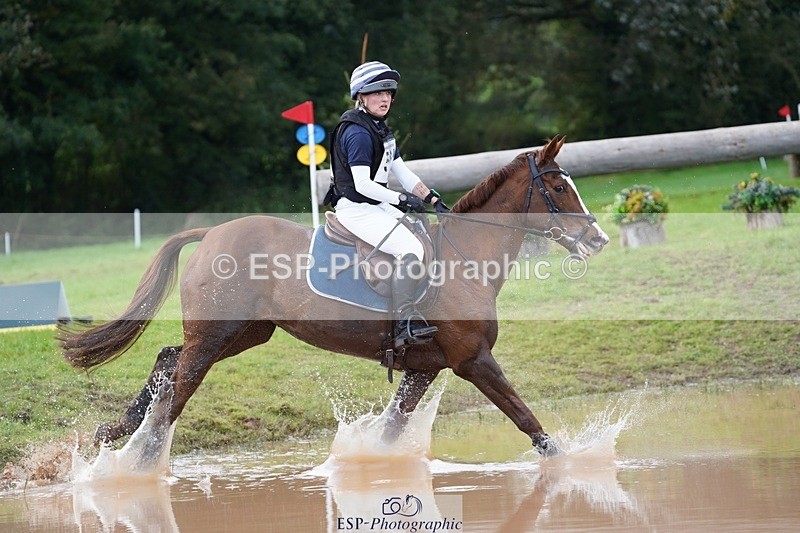 231021-161726-20699 - 564-JANA.DE.CAVAIGNAC-Rosie.Kendall-SC+XC