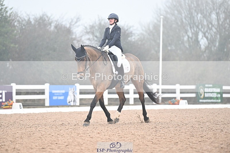 240217A-122125-02184 - 217-Louisa.Spencer.Smith-Lady.Natalie