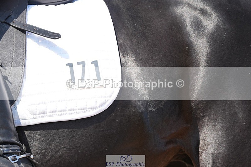 250817-134648-10503 - 171-Jessica.LaceyMoelwyn.Lowri.Ddu