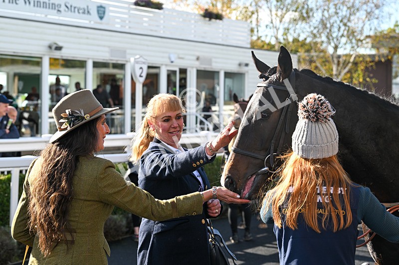 191024-Race 1-Obligatory-3856 - Race 1