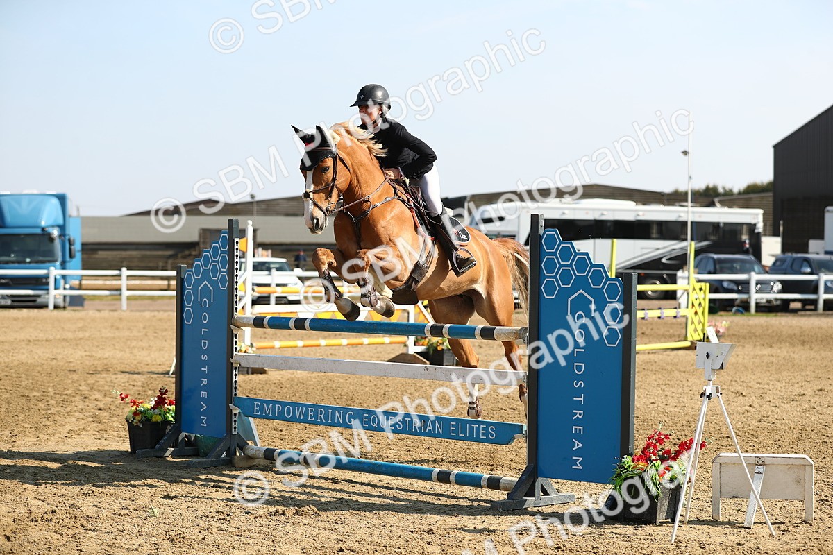 SBM_001344 - Class 5 - Senior Foxhunter - 1.20m