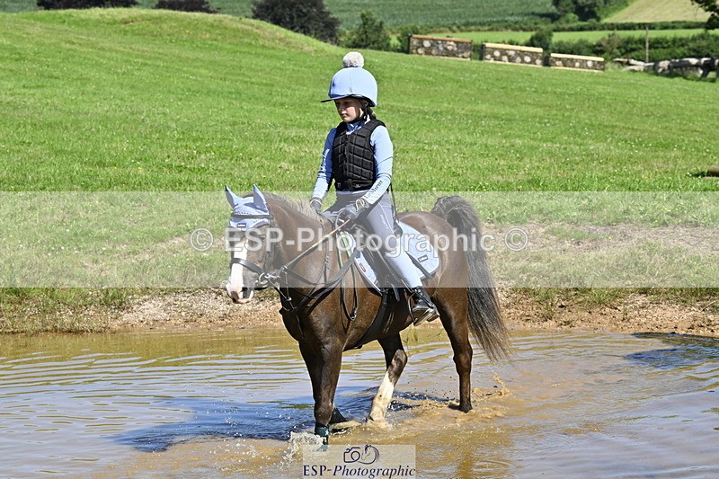 240728B-105945-00813 - Theo's Group XC