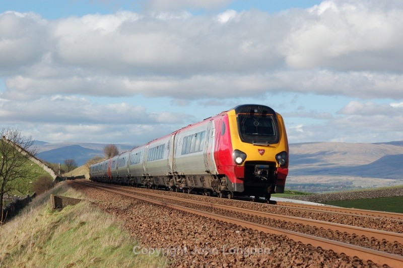 2.4.11 221107 & 221115 1M91 12.52 Edin - Bham Bull Gill - Bull Gill