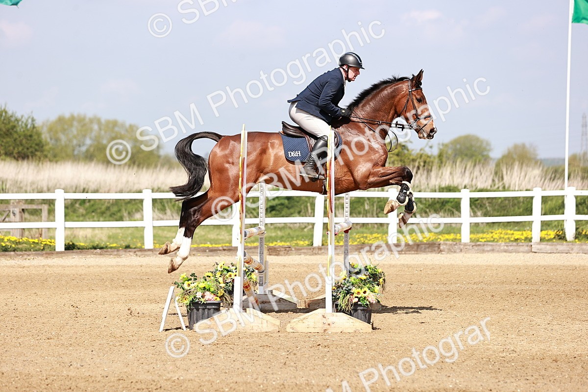  - Class 23 - Senior 1.05m