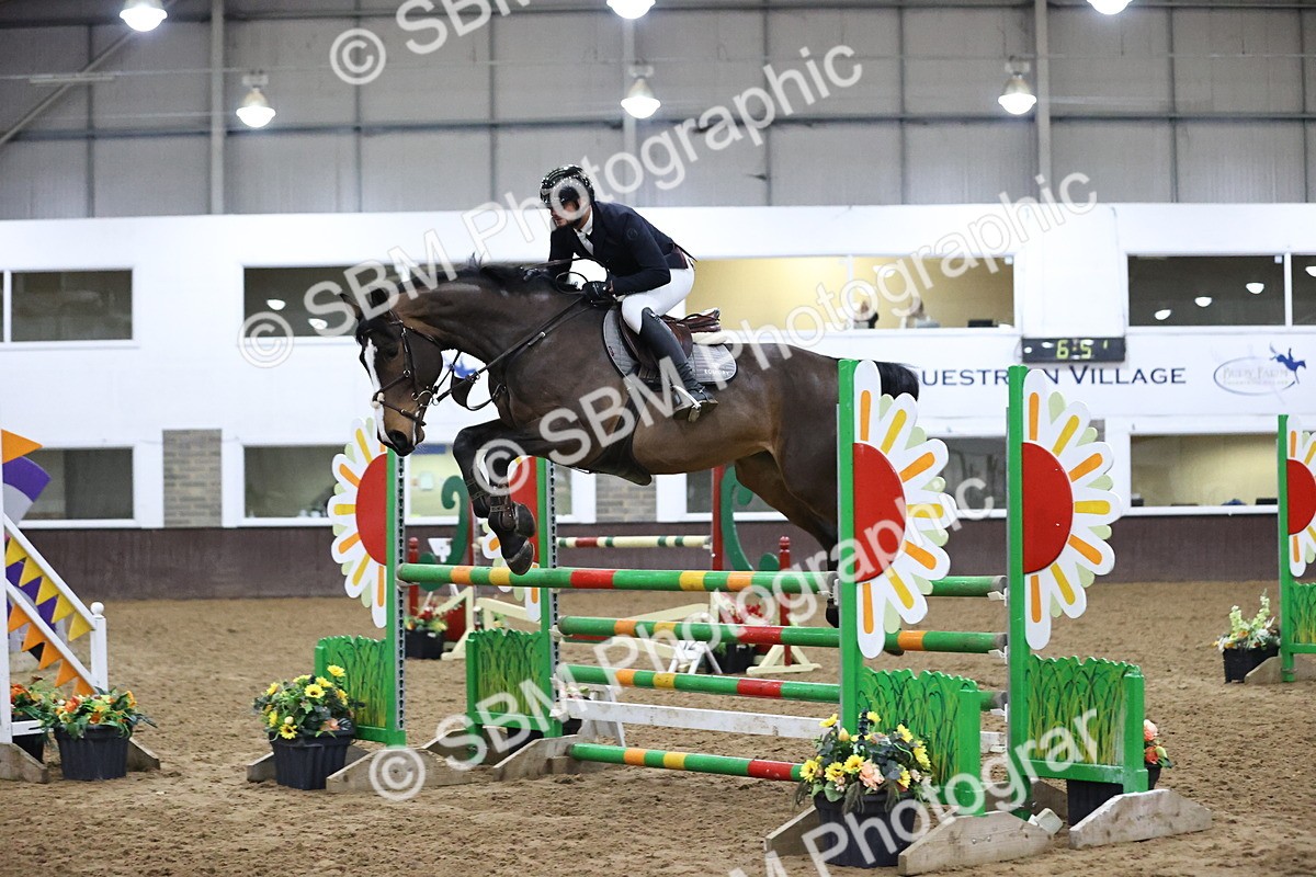 SBM_2722 - Class 9 - Senior Newcomers/ 1.10m Open