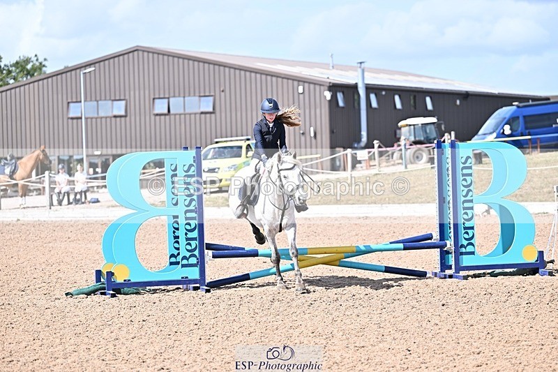 250826-144820-00028 - Clear Round and 60cm