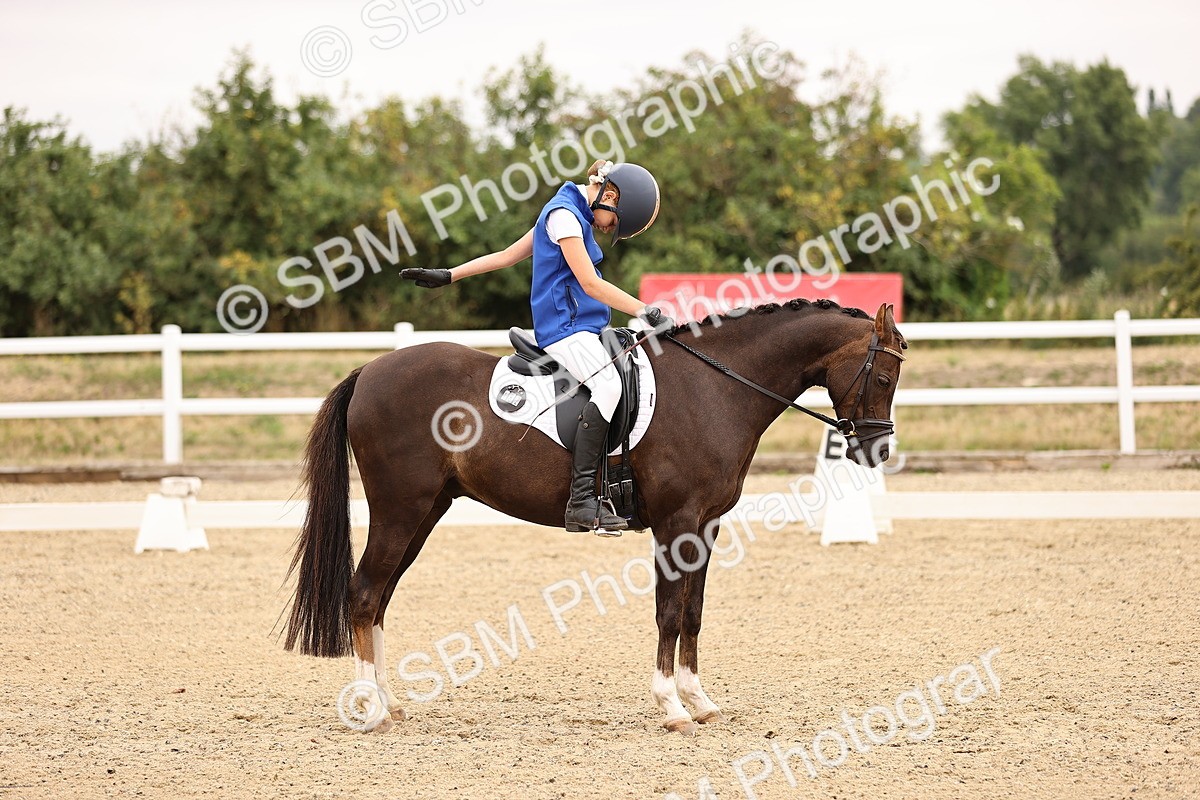 SBM_006413 - Intro 3 - 9.46-10.46