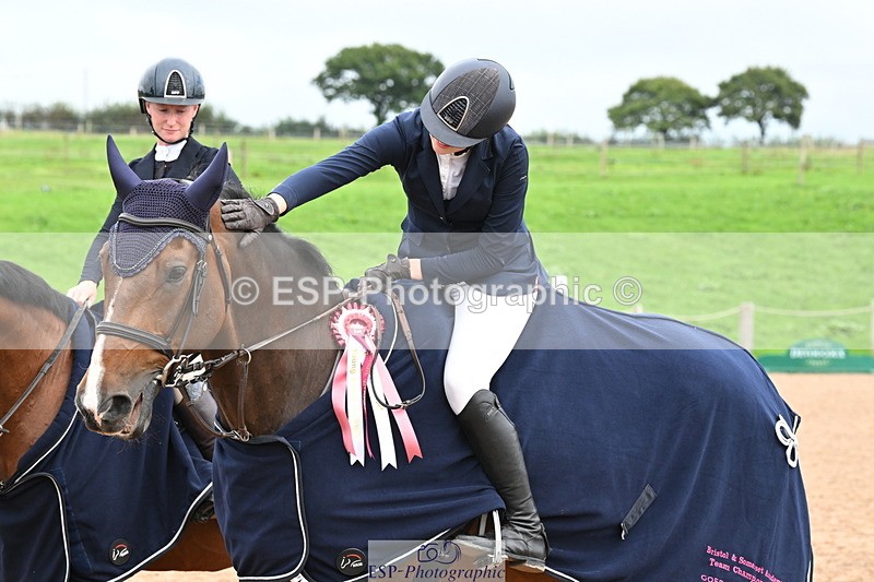 240908A-140103-04147 - Cls 15 U21 Intro 90cm-1.00m  Team Comp