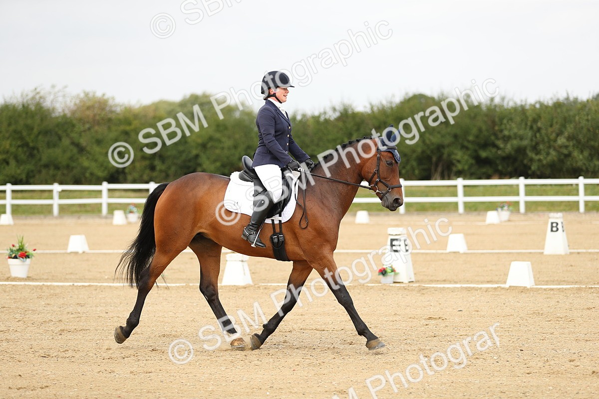 SBM_017326 - Class 13 - Novice 23 - 13.31-14.13