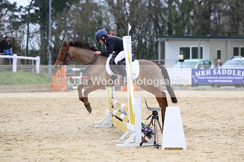 3E7A8022 - Class 10: Junior 60cm