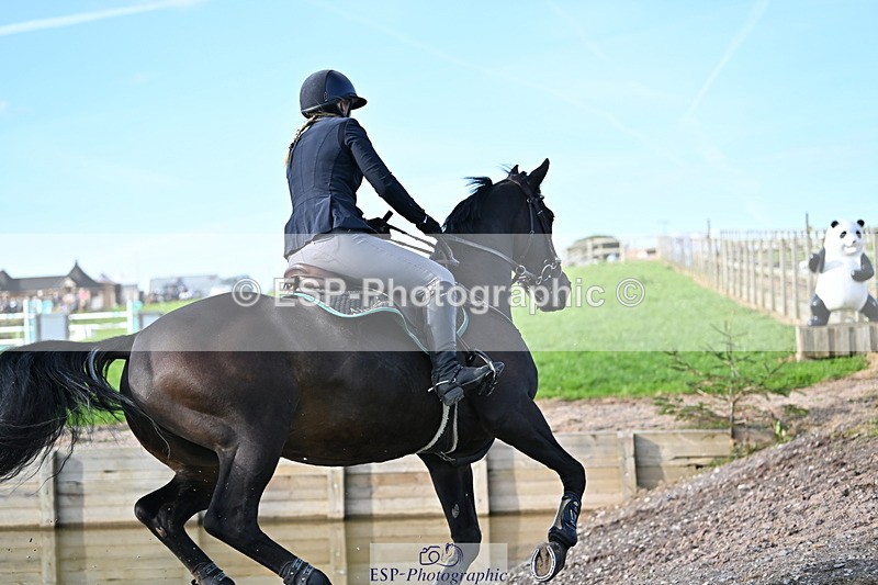 240913A-172519-05641 - Cls 19 Snr 1m Open Speed Derby