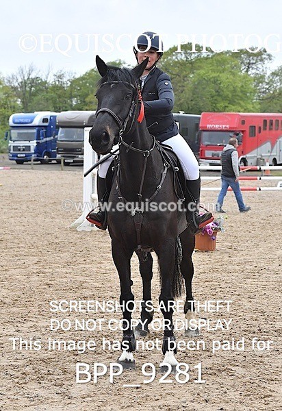 BPP_9281 - CLASS 30 SUN Senior Newcomers/ 1.10m Open