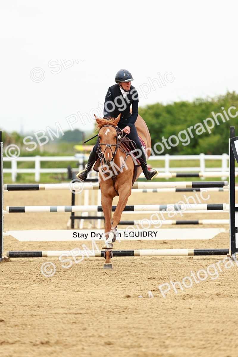 SBM_000984 - Class 4 - Senior Newcomers - 1.10m
