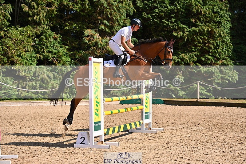 250817A-153941-04886 - Cls 22 Snr 1.10m Open