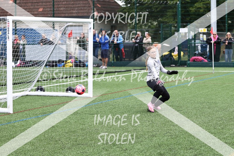 1DX31268 - Sat 6th U12 Girls