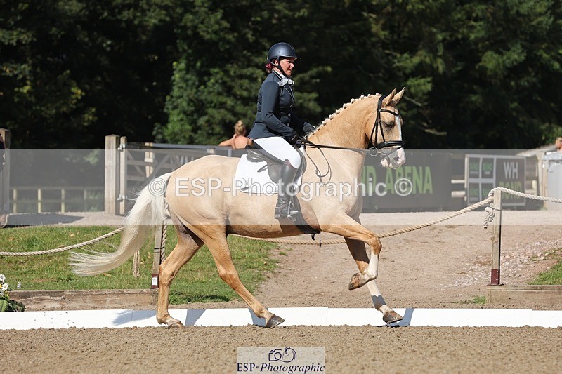 240719-091923-00098 - 307-Kate_Kerswell-Top_Gun_RB