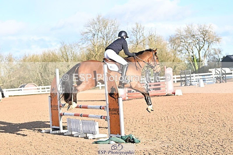 241120X-095255-00046 - Cls 01A&B Snr Brit Nov & 90 Open