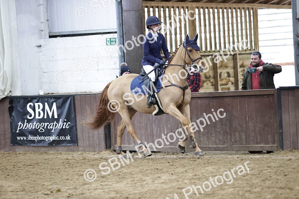 SBM_001273 - Class 4 - Senior Newcomers/ 1.10m Open