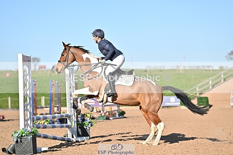 250401-170841-00282 - 70cm classes