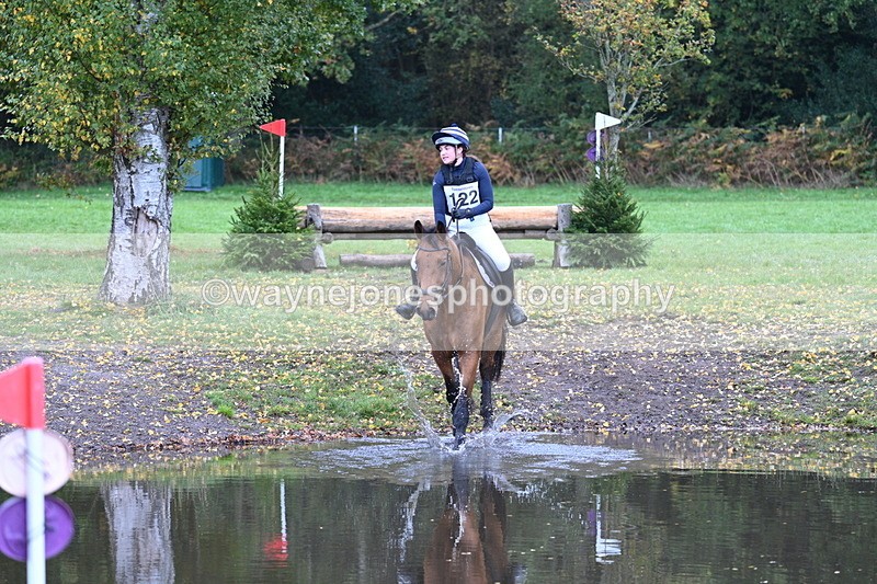 WJ7_3044 - Time 10:47 to 11:11 at the water